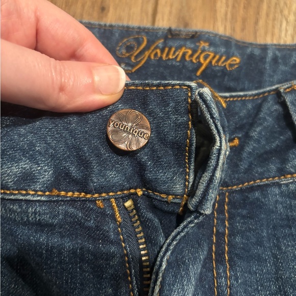 Vintage Y2K Younique Jeans with Butterfly Embroidery and Studs Details - Picture 8 of 11